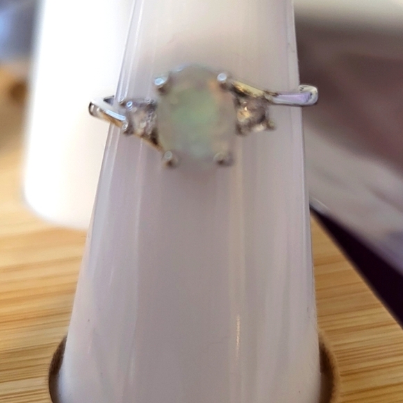 New Lab Made Opal Size 11 - Picture 5 of 5